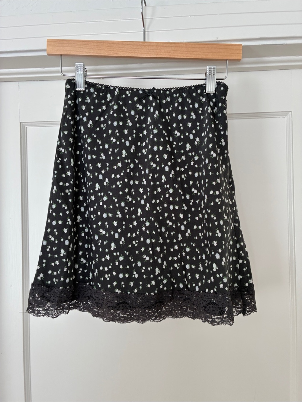 AE Black Floral Slip Skirt